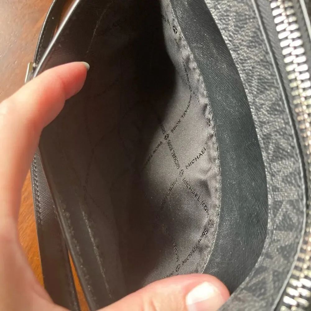 Michael Kors Jet Set Crossbody Purse Black